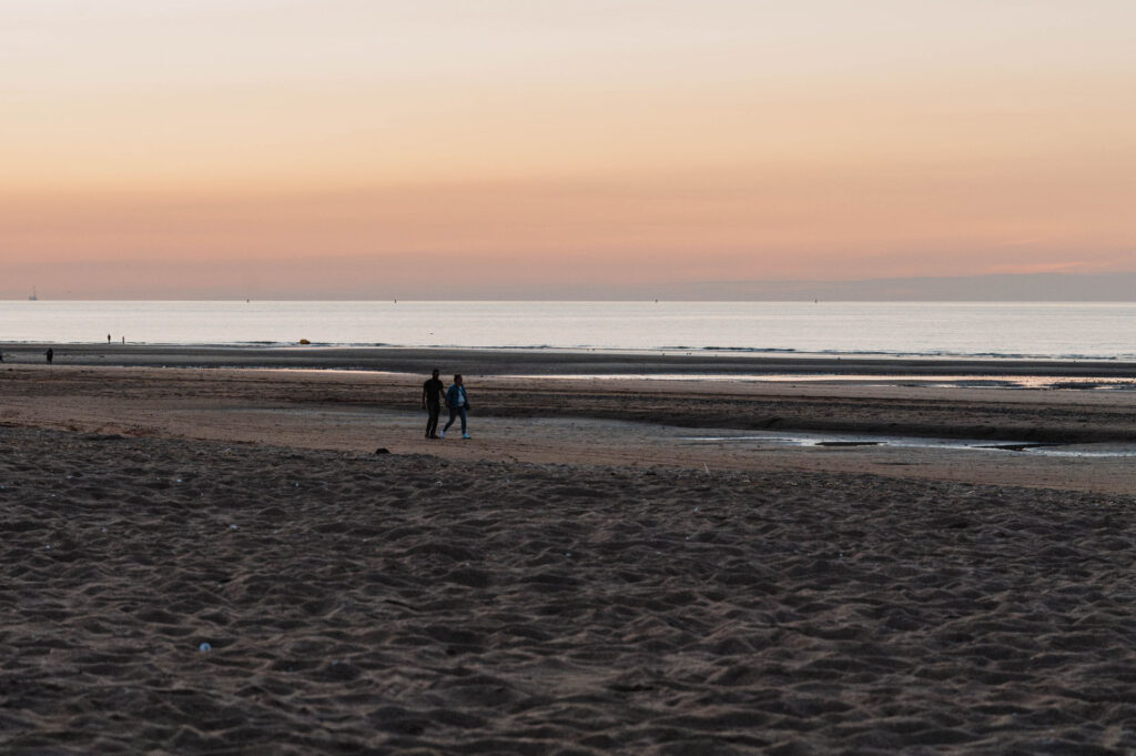 Über Uns Sonnenuntergang am Strand Kristina Kühnl Tourismusberatung