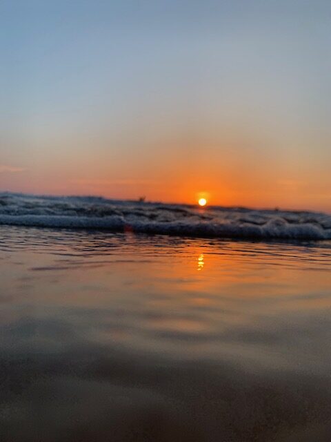 Über Uns Sonnenuntergang am Meer Kristina Kühnl Tourismusberatung